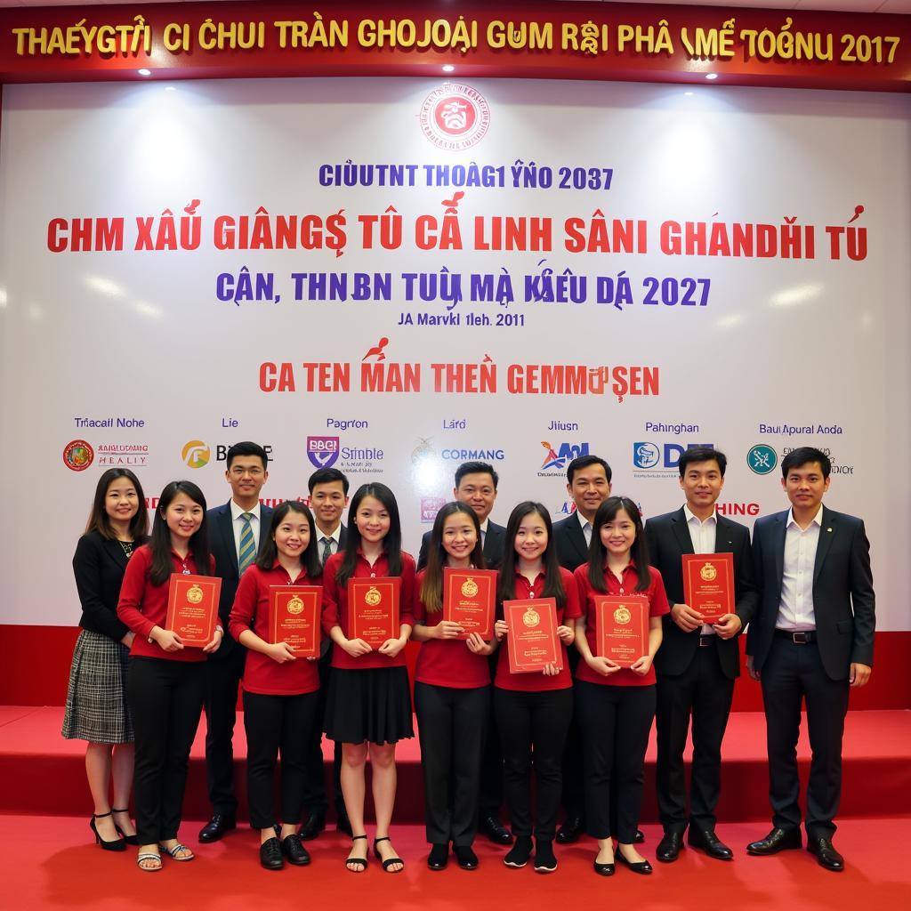 Lễ trao học bổng cho sinh viên Đại học Vinh