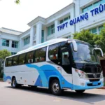 Xe đưa đón hiện đại, tiện nghi